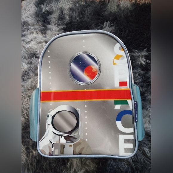 Baylis & Harding Space Backpack Gift Set, 8 Pieces - Picture 2 of 6